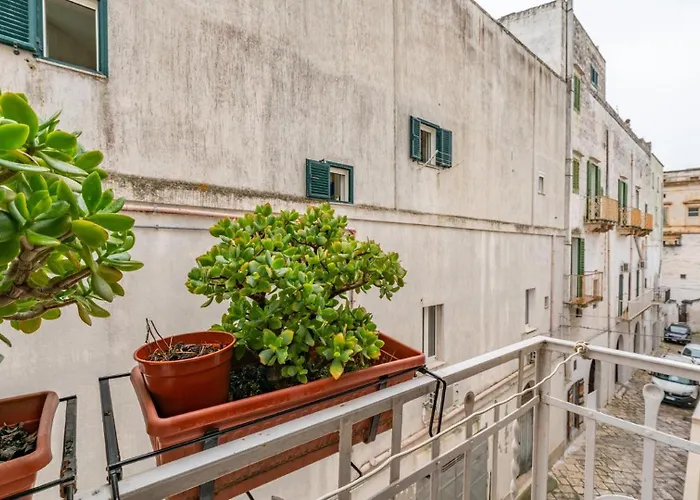 아파트 Casa Zefiro By Rentbeat 오스투니